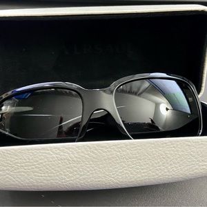 100% AUTHENTIC VERSACE SUNGLASSES BLACK WITH RHINESTONES GUC